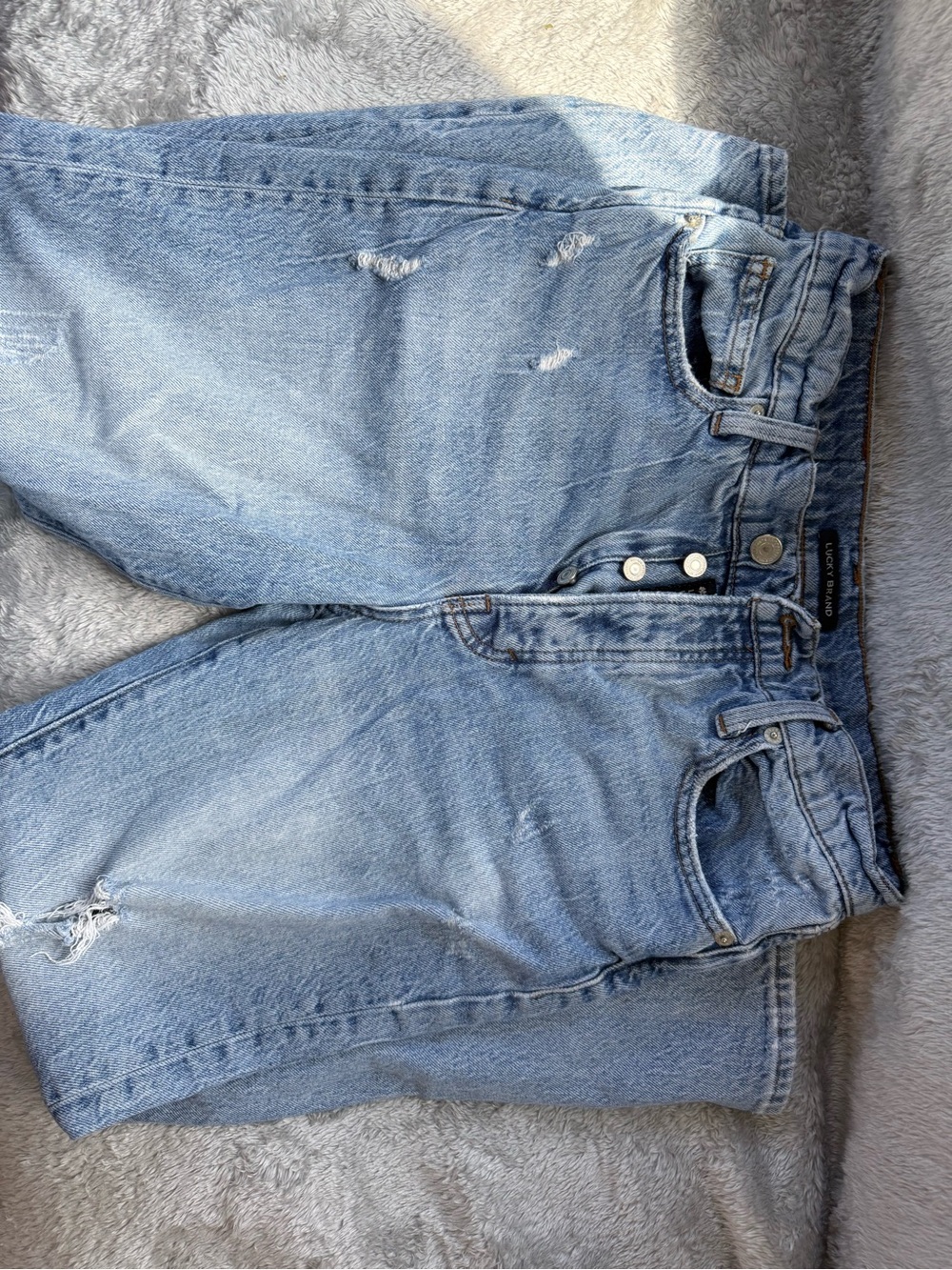 Lucky Brand Light Blue Cropped Distressed Women’s Jeans
